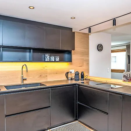 Apartamento Chesa Zentrum 10b By Interhome *
