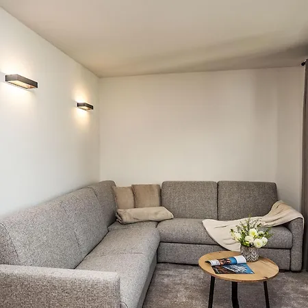 Apartamento Chesa Zentrum 10b By Interhome São Moritz